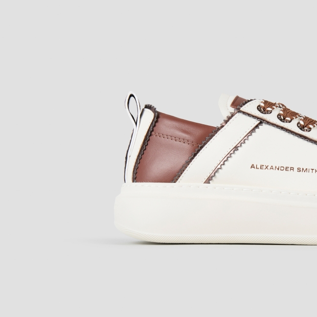 Sneakers Alexander Smith wembley donna sfoderata in pelle bianca e dettagli cognac - 3