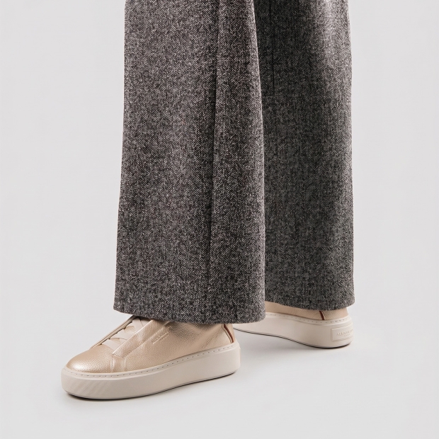 Sneakers Alexander Smith london donna slip-on in pelle bottalata dorata - 2